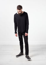 Daris Tee in Black -UEB