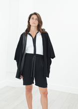 Nuit Shorts in Black -UEB