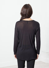 Laurier Tee in Black/Navy -UEB