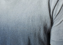 Overprint T-Shirt in Navy -UEB