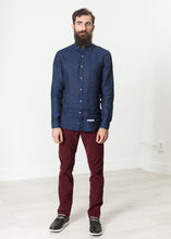 Button Up Shirt in Navy -UEB