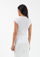 Fitted Tee -UEB