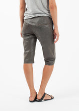 Leather Cut-Off -UEB