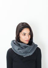 Knit Neck Warmer in Grey -UEB