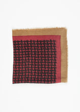 Houndstooth Square in Rouge -UEB
