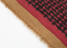 Houndstooth Square in Rouge -UEB